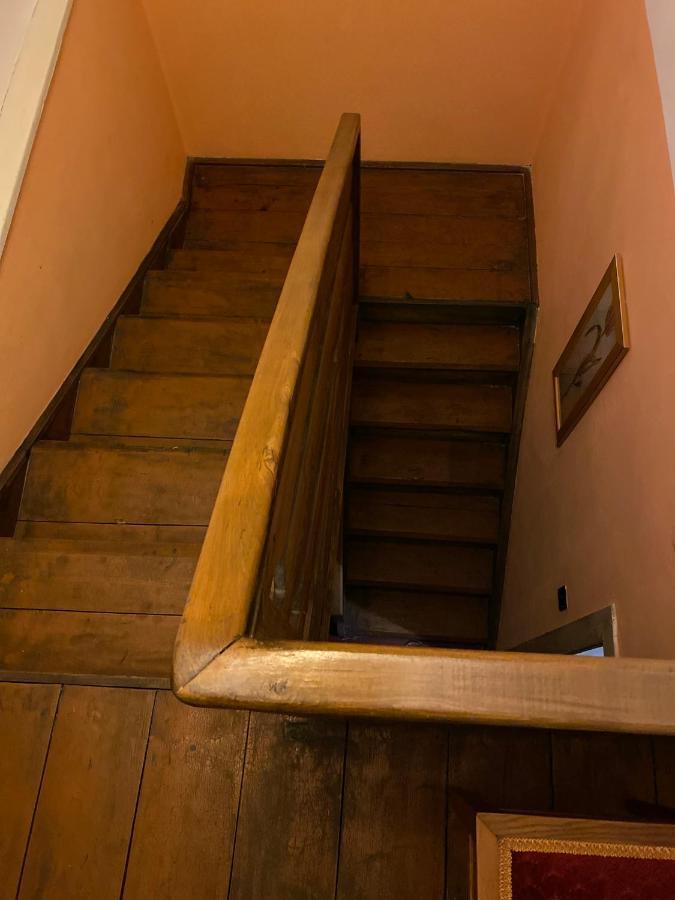 Old Summer House With Renovated Bathroom Praga Esterno foto